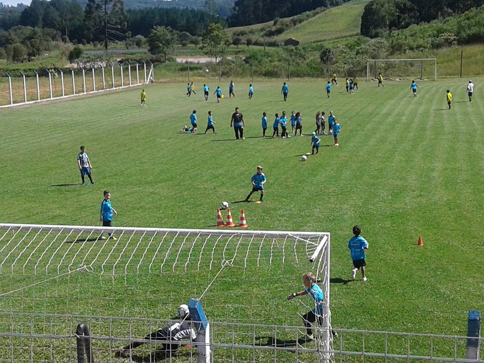Esportivo e Brasil de Farroupilha cumprem seus objetivos na última rodada  da Divisão de Acesso - Portal Leouve